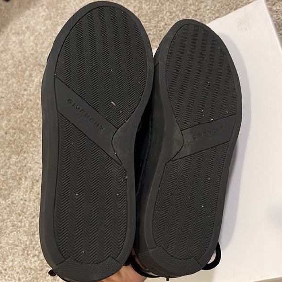 Womens Givenchy Black Croc Elastic Urban Knots Sneakers - Picture 8 of 9